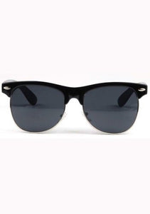 A Lost Cause Daze Sunglasses in Black